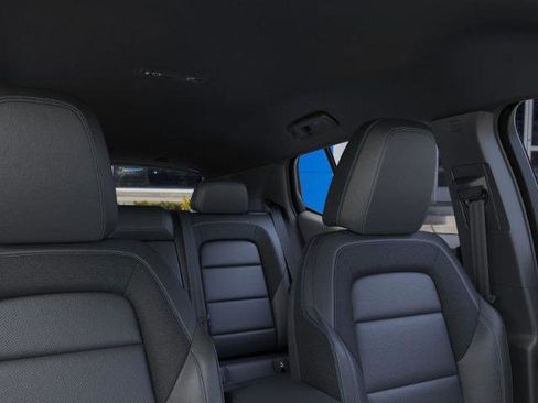 New 2026 Chevrolet Equinox EV LT image 24