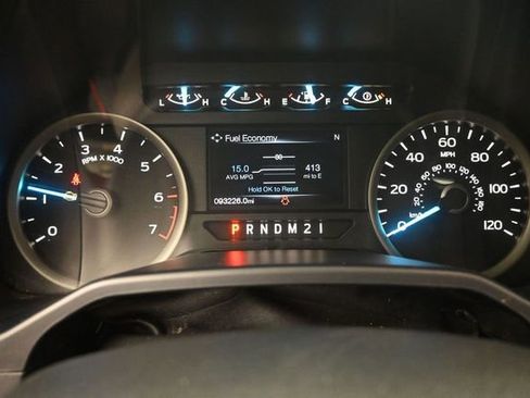 Used 2016 Ford F150 XLT w/ Equipment Group 302A Luxury AWD/4WD image 32