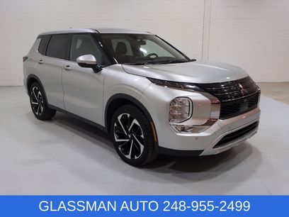 Used 2024 Mitsubishi Outlander SE