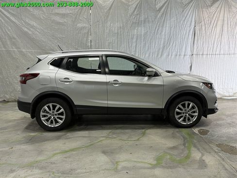 Used 2022 Nissan Rogue Sport SV w/ Technology Package AWD/4WD image 14