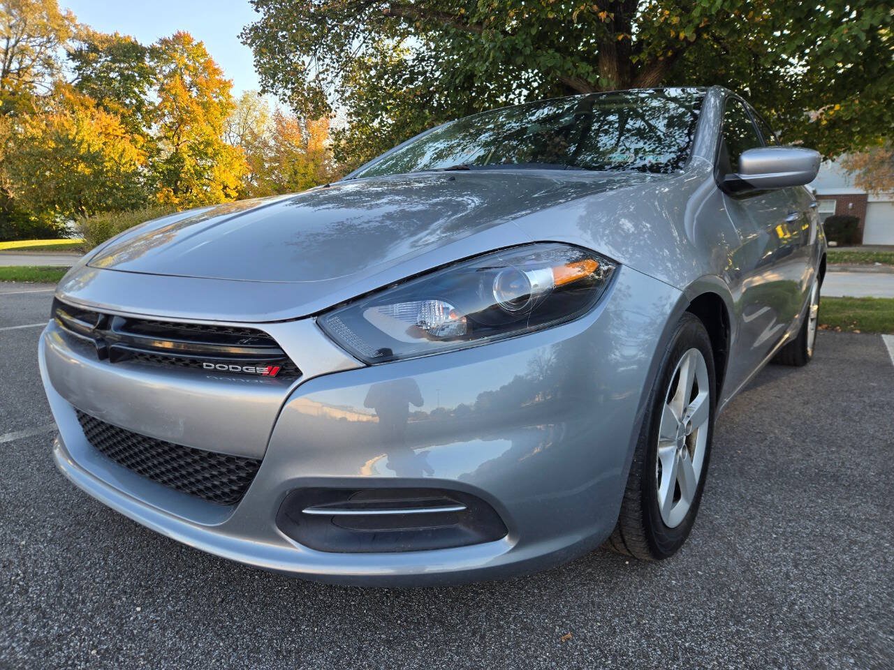 Used 2015 Dodge Dart SXT FWD image 1