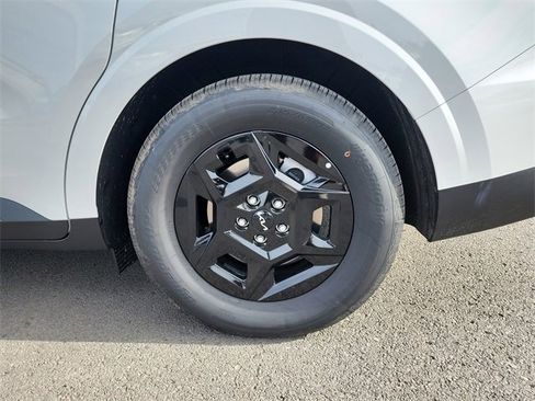 New 2026 Kia Carnival image 28