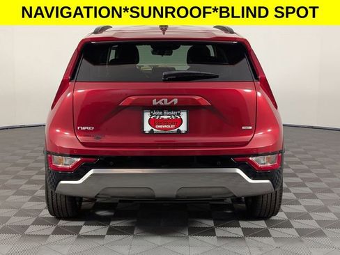 Used 2023 Kia Niro EX Touring FWD image 6