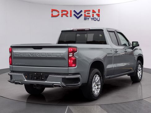 Used 2025 Chevrolet Silverado 1500 LT w/ Z71 Off-Road Package image 6