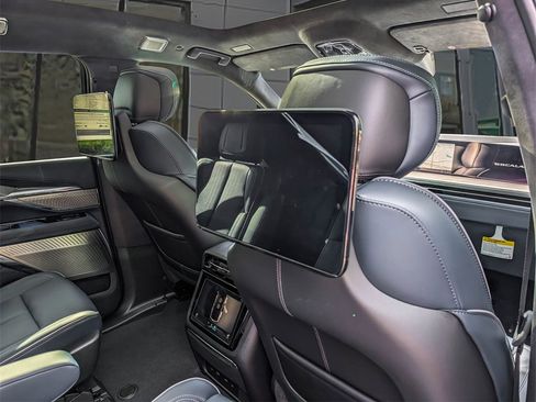 New 2026 Cadillac Escalade IQ Luxury 2 image 23