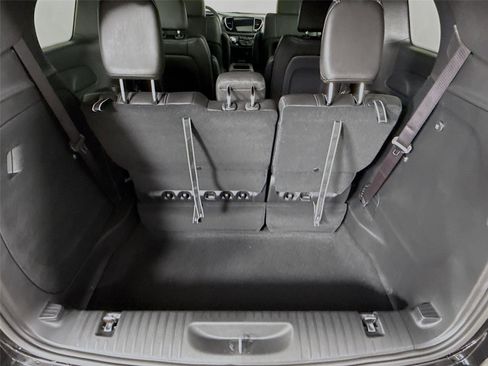 New 2026 Chrysler Pacifica Select image 27