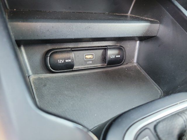Used 2024 Kia Soul LX FWD image 12