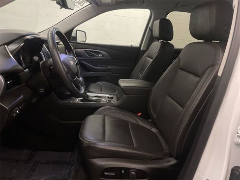 Used 2021 Chevrolet Traverse Premier image 13