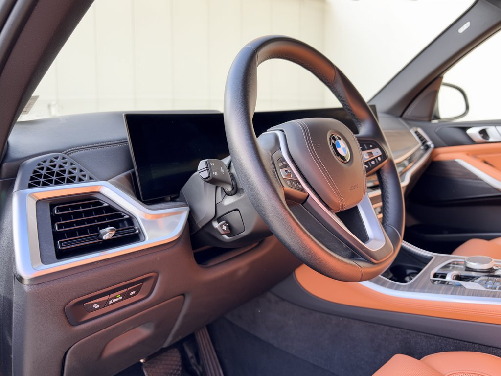 Used 2024 BMW X5 xDrive40i AWD/4WD image 4