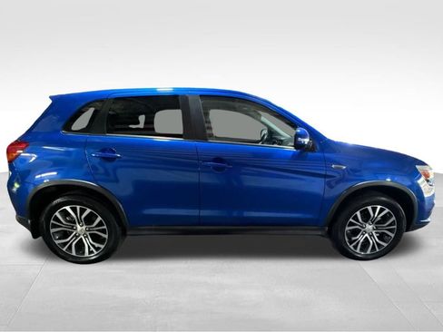 Used 2017 Mitsubishi Outlander Sport ES FWD image 4