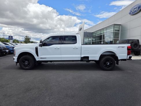 Used 2023 Ford F250 XLT w/ XLT Premium Package AWD/4WD image 8