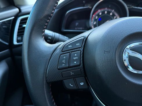 Used 2015 MAZDA MAZDA3 s Grand Touring image 29
