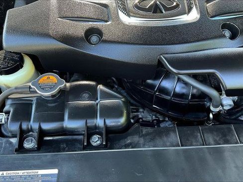 Certified 2017 INFINITI QX80 4WD w/ Driver Assistance Package image 30