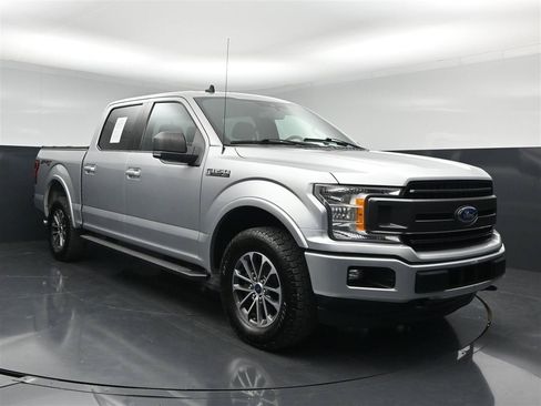 Used 2019 Ford F150 XLT w/ Equipment Group 302A Luxury AWD/4WD image 3