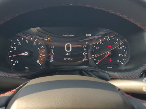 Used 2025 Jeep Compass Trailhawk AWD/4WD image 25