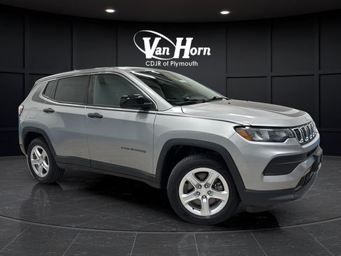 Used 2023 Jeep Compass Sport w/ Mopar Graphics Package AWD/4WD image 1