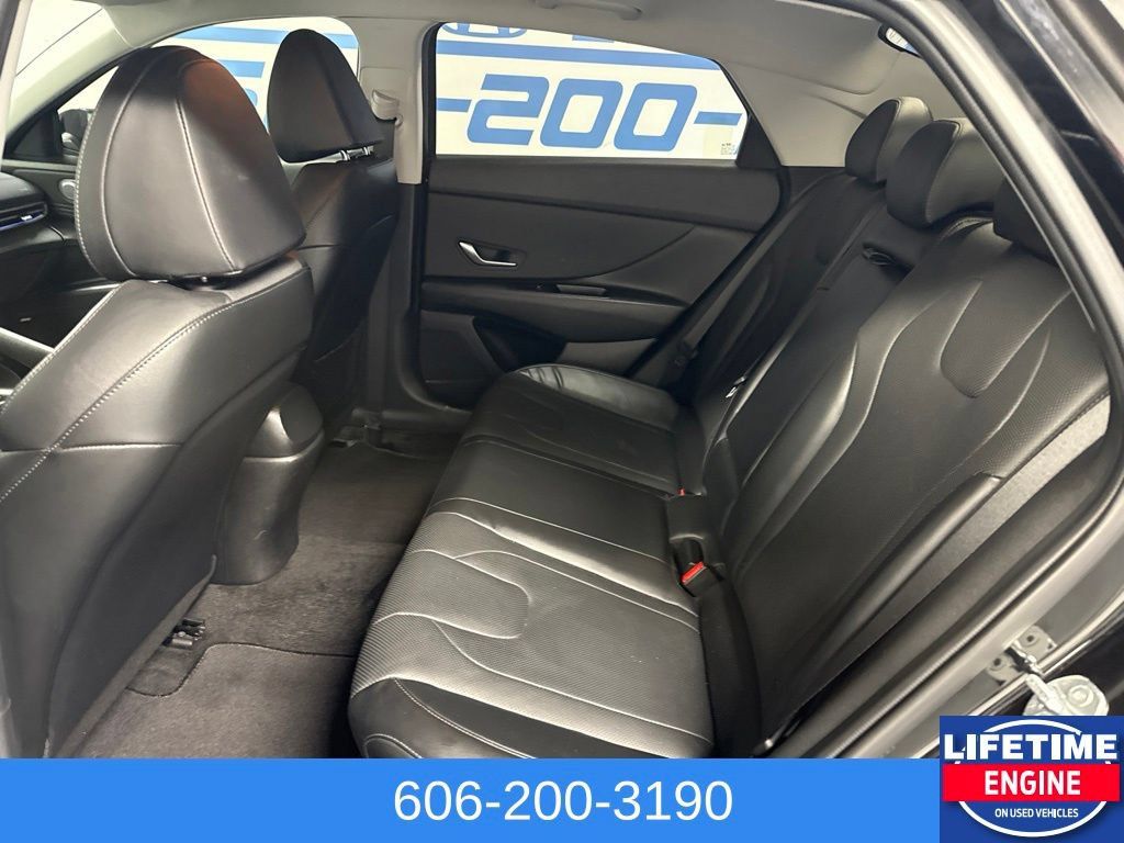 Used 2023 Hyundai Elantra Limited w/ Cargo Package FWD image 13