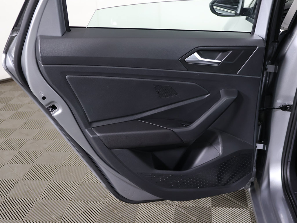Used 2023 Volkswagen Jetta SE FWD image 23
