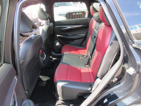 Used 2023 INFINITI QX50 Sport image 28