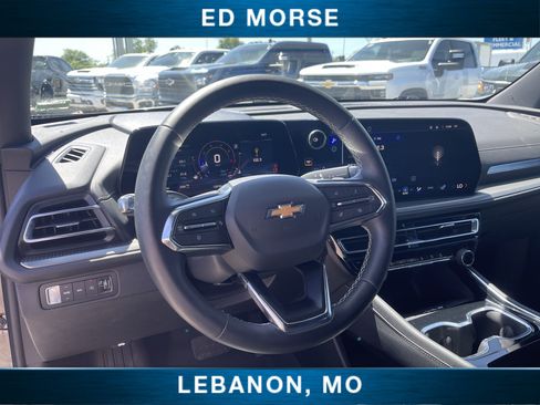 Used 2026 Chevrolet Traverse LT w/ Driver Confidence Package AWD/4WD image 33