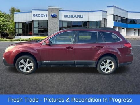 Used 2013 Subaru Outback 2.5i Premium w/ Popular Pkg 1B AWD/4WD image 2
