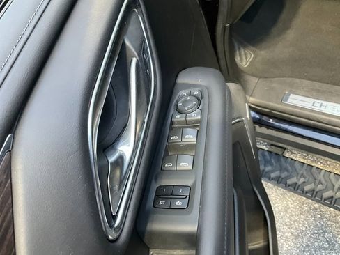 Used 2022 Chevrolet Tahoe Z71 w/ Z71 Off-Road Package image 8