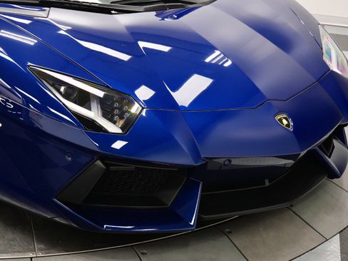 Used 2014 Lamborghini Aventador LP 700-4 image 41