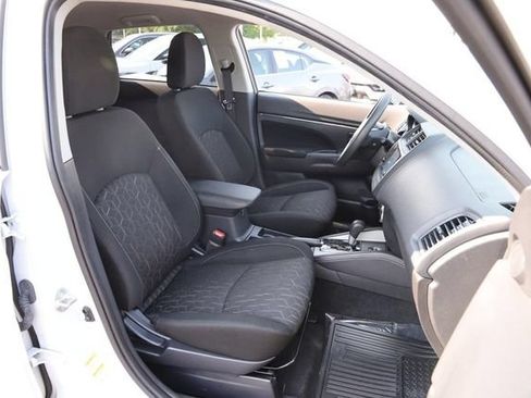 Used 2024 Mitsubishi Outlander Sport ES AWD/4WD image 25