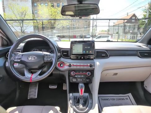 Used 2020 Hyundai Veloster Turbo Ultimate FWD image 11