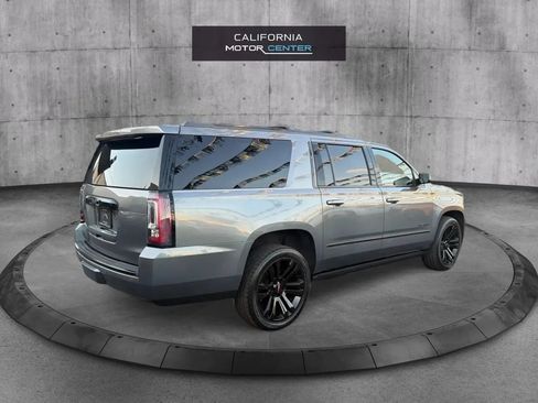 Used 2019 GMC Yukon XL Denali w/ Denali Ultimate Package AWD/4WD image 5