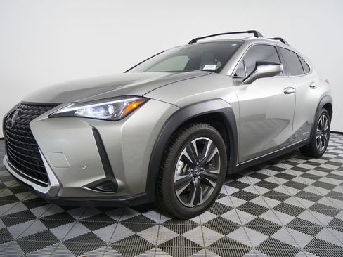Used 2020 Lexus UX 250h w/ Premium Package image 8