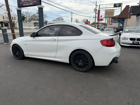 Used 2015 BMW M235i xDrive Coupe image 4