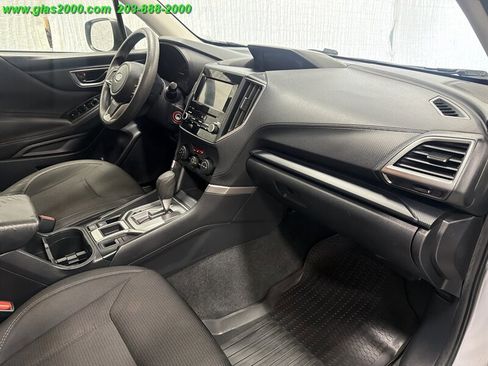 Used 2021 Subaru Forester AWD/4WD image 5