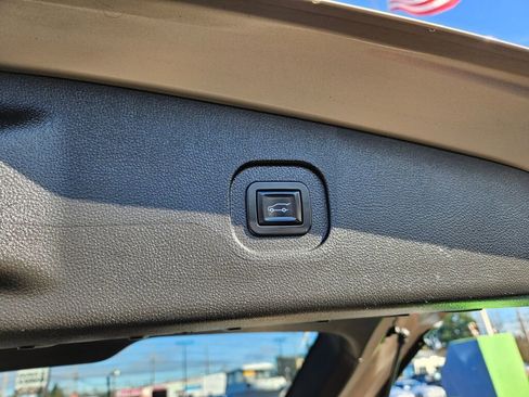 Used 2011 Chevrolet Equinox LTZ AWD/4WD image 11