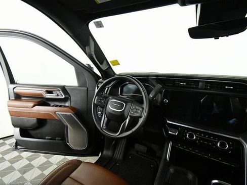 Used 2024 GMC Sierra 3500 Denali Ultimate image 20