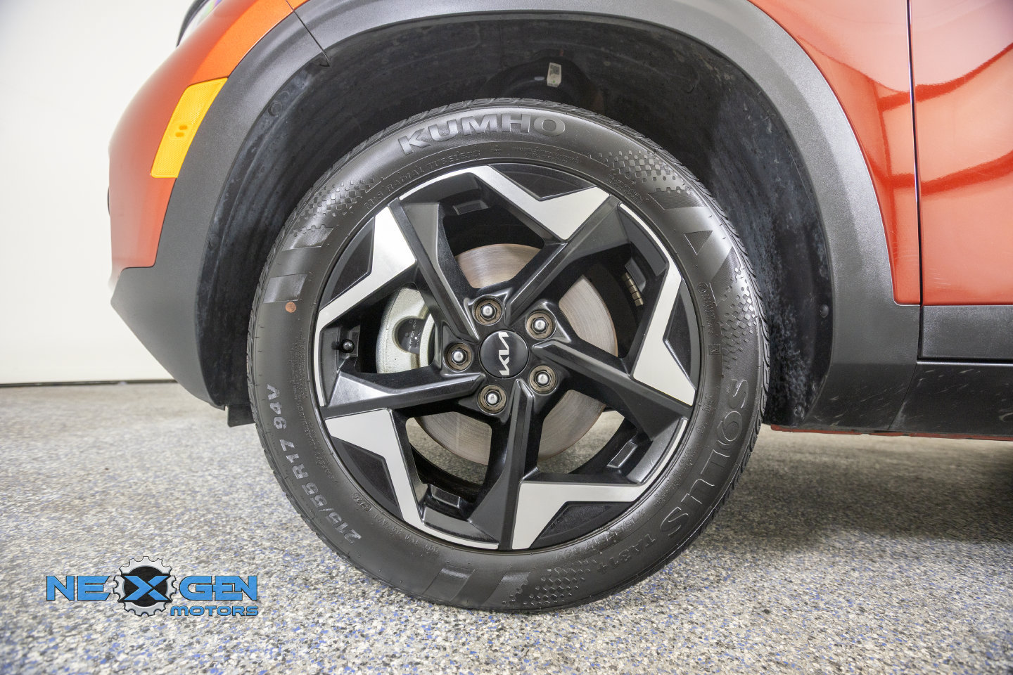 Used 2025 Kia Seltos S AWD/4WD image 45