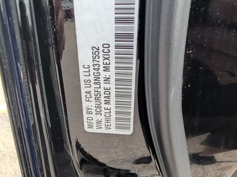 Used 2022 RAM 2500 Laramie AWD/4WD image 35