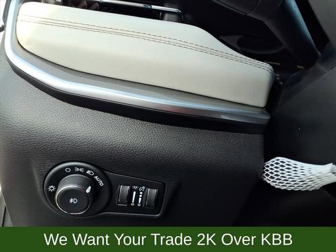 New 2026 Jeep Compass Limited image 16