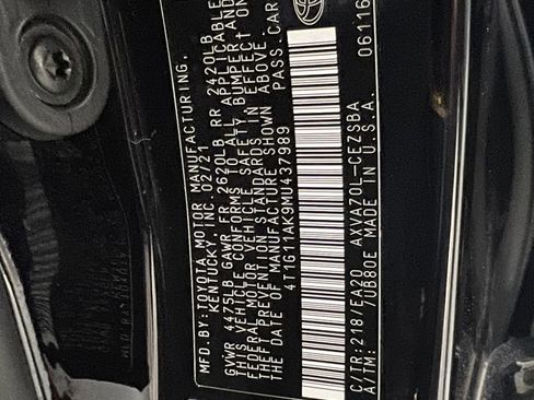 Certified 2021 Toyota Camry SE image 42