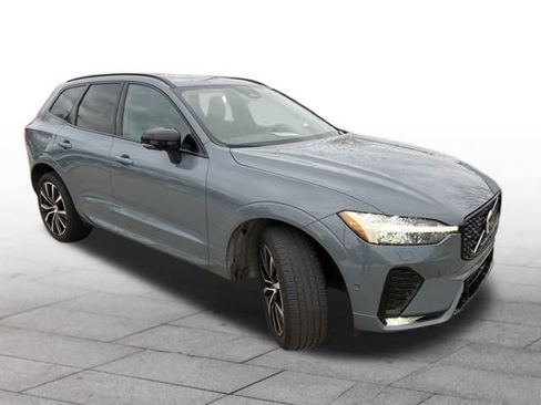 Used 2023 Volvo XC60 B5 Plus w/ Climate Package image 1
