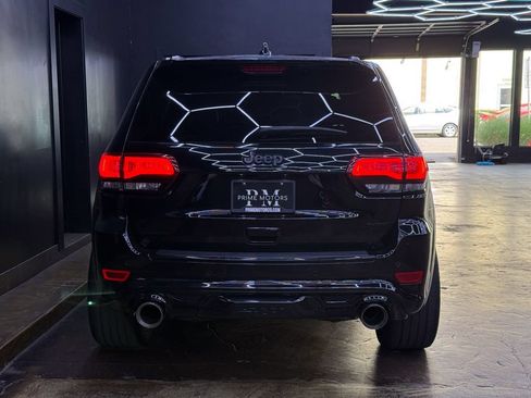 Used 2019 Jeep Grand Cherokee SRT AWD/4WD image 8