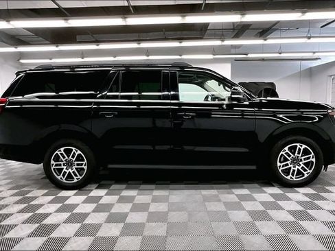 Used 2025 Ford Expedition Max Active AWD/4WD image 16