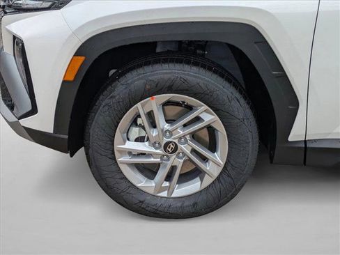 New 2026 Hyundai Tucson SE image 10