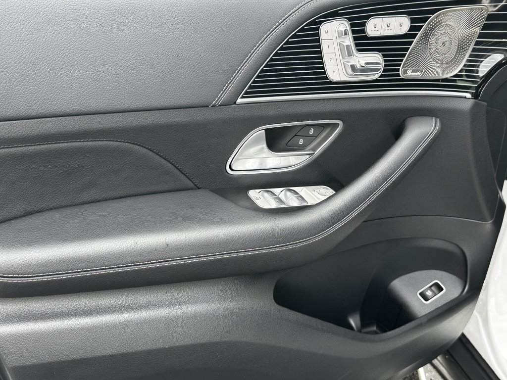 Certified 2024 Mercedes-Benz GLS 580 4MATIC w/ Warmth & Comfort Package image 11