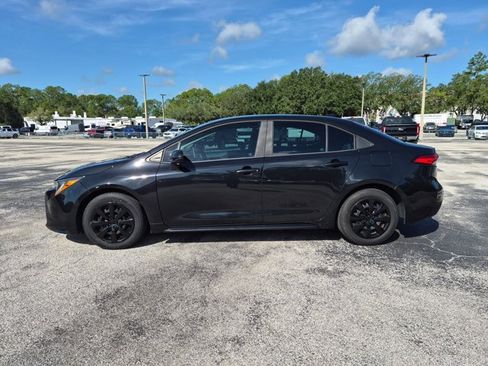 Used 2021 Toyota Corolla LE FWD image 8