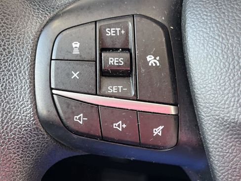 Used 2020 Ford Escape SE image 27