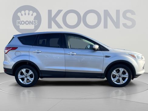 Used 2016 Ford Escape SE AWD/4WD image 8
