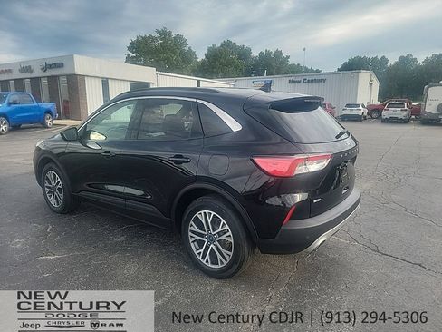 Used 2020 Ford Escape SEL AWD/4WD image 3