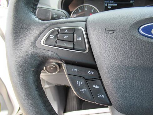 Used 2018 Ford EcoSport Titanium AWD/4WD image 38