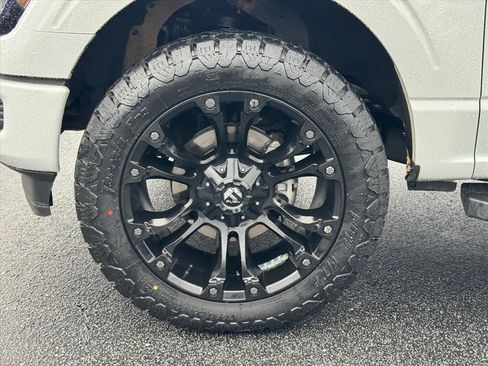 Used 2024 Ford F150 XLT w/ Equipment Group 302A MID RWD image 9